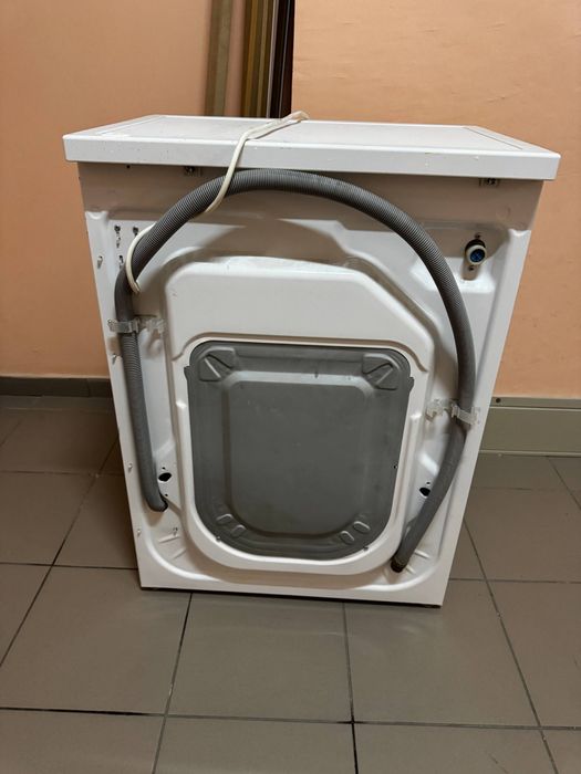 Продам стиральную машину