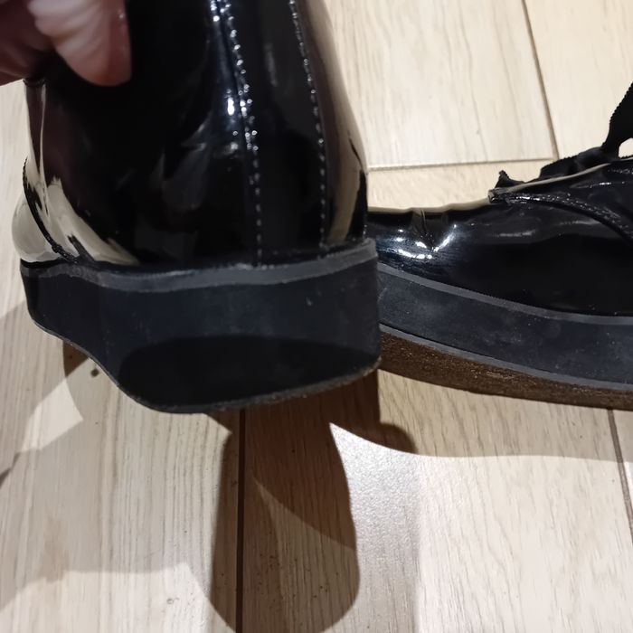 H&M lakierowane półbuty śliczne 39
