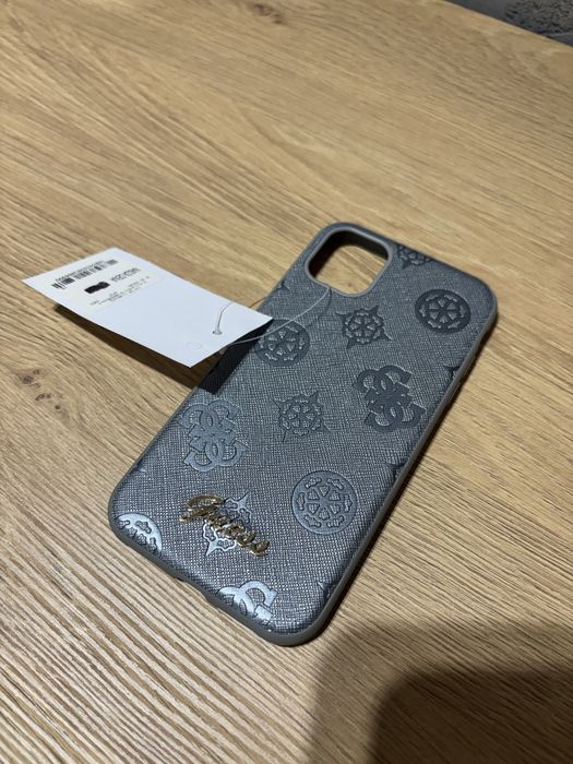 Nowy case / etui Iphone 12 Guess