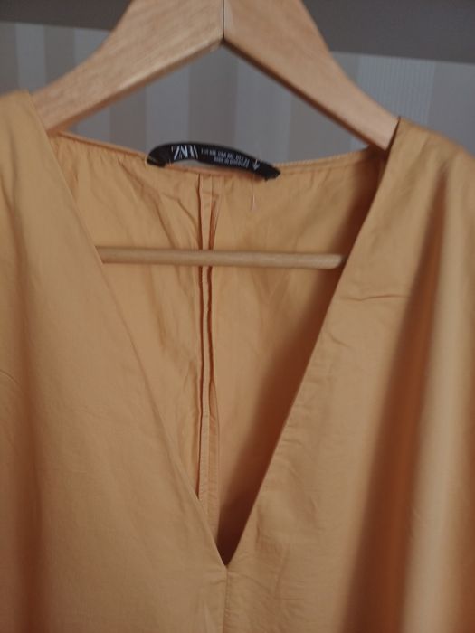 Трендове плаття від Zara