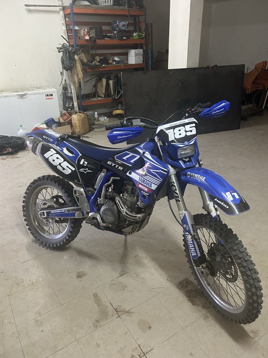 Vendo ou troco wr 426 matriculada