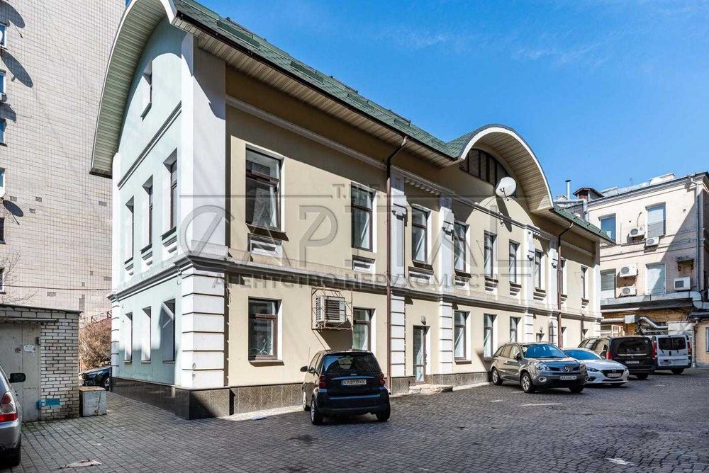 Продажа ОСЗ, 526м2, 3 этажа, ул Златоустовская