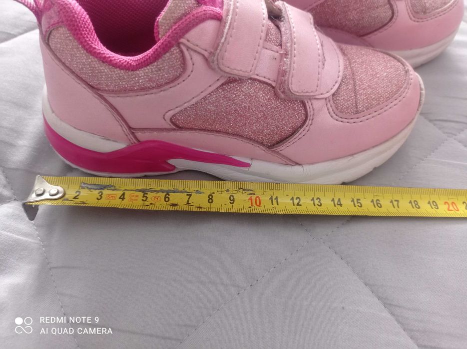 Buty adidasy dla dziewczynki rozmiar 28.