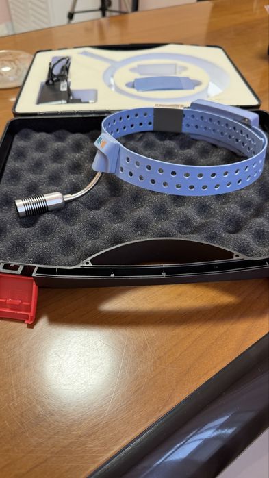 Освітлювач налобний | налобный осветитель | хірургічний освітлювач