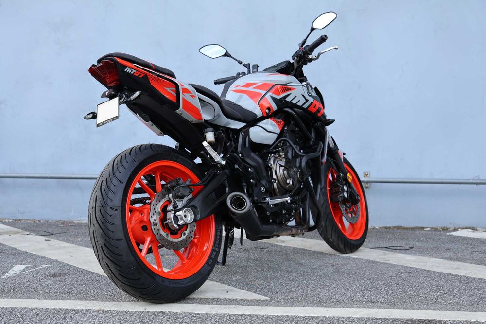 Yamaha MT07 35 kW c/extras