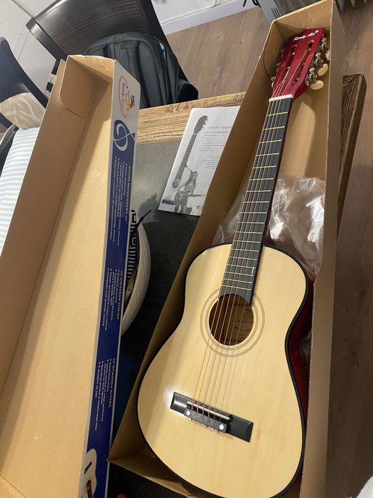 Guitarra criança
