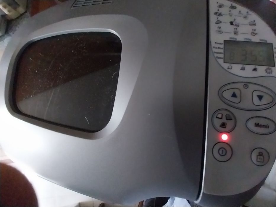 Maquina electrica fazer pao nova