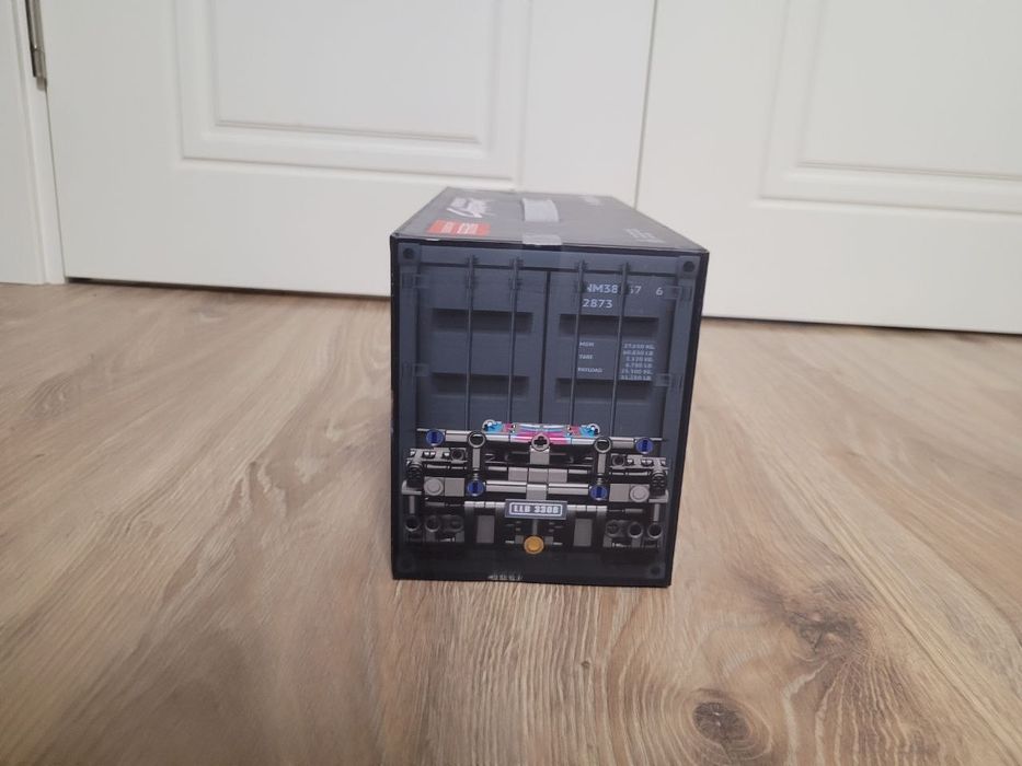 Конструктор, машинка 513 деталей