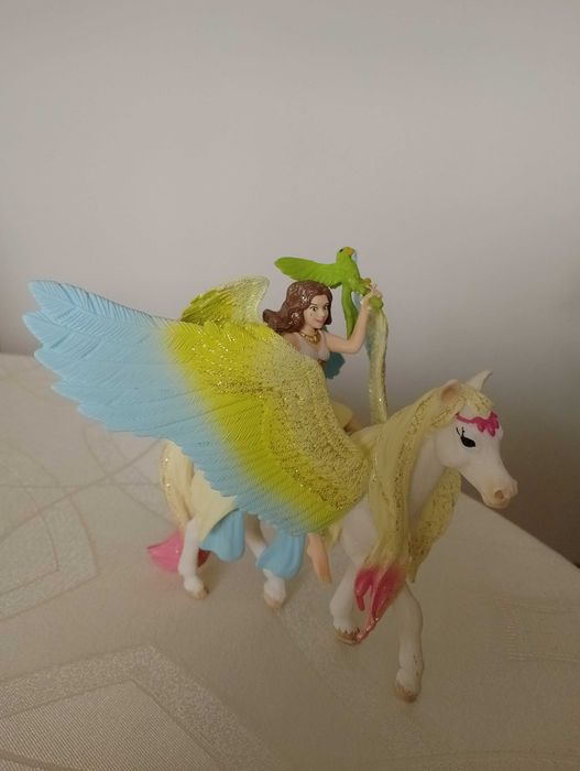 Wróżka na magicznym koniu Schleich