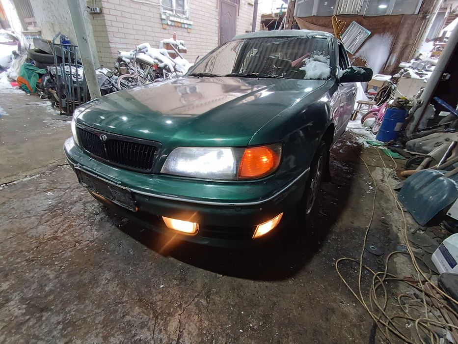 Бампер Передний Ниссан Максима Инфинити Infiniti J30 luxury Maxima