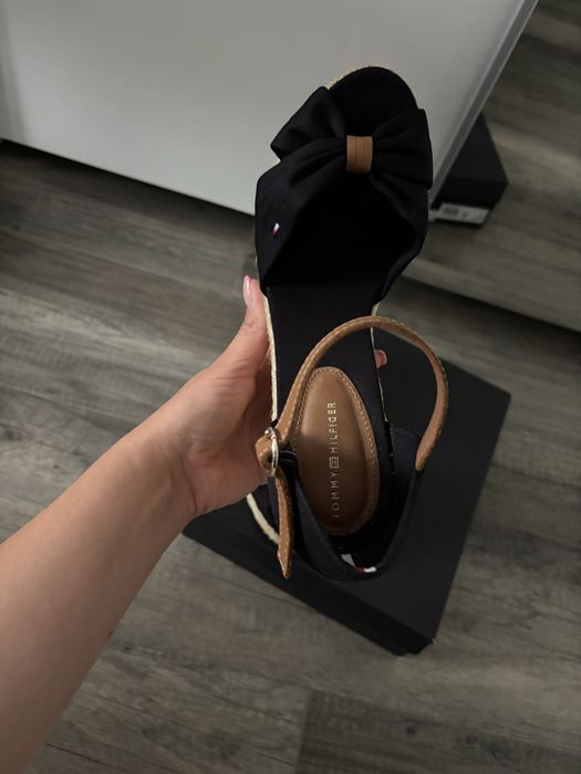 Tommy Hilfiger Iconic Elena Espadryle Sandały 40