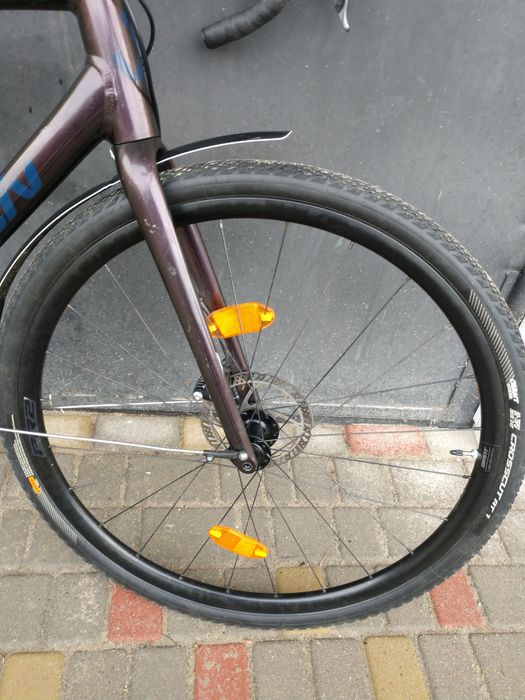 Продам Liv a Avail AR