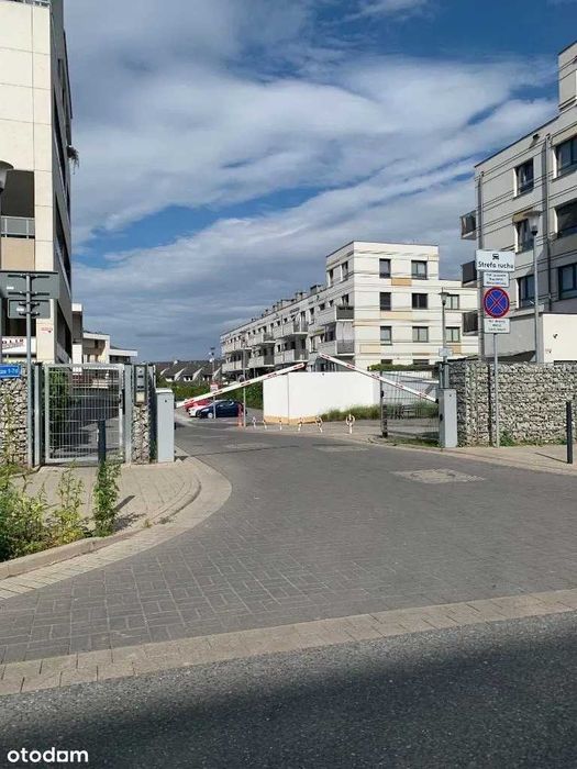 Miejsce parkingowe na motor/jednoslad na Wojszycach