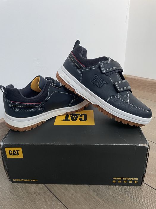 Демісезонне взуття на хлопчика 37 р. 24 см Caterpillar