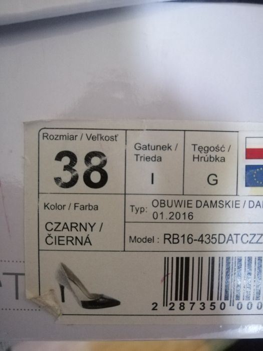 Buty na obcasie biało-czarne