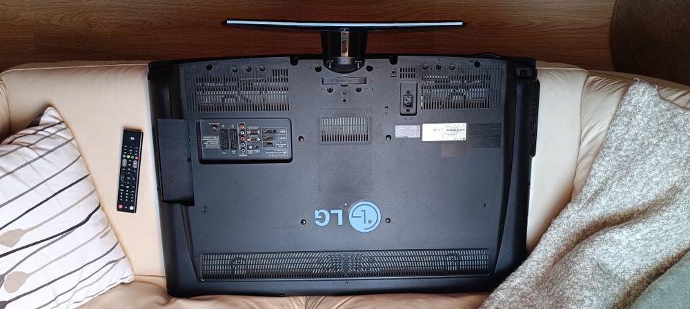 Televisor LG,  impecável 37 polegadas (94cm)