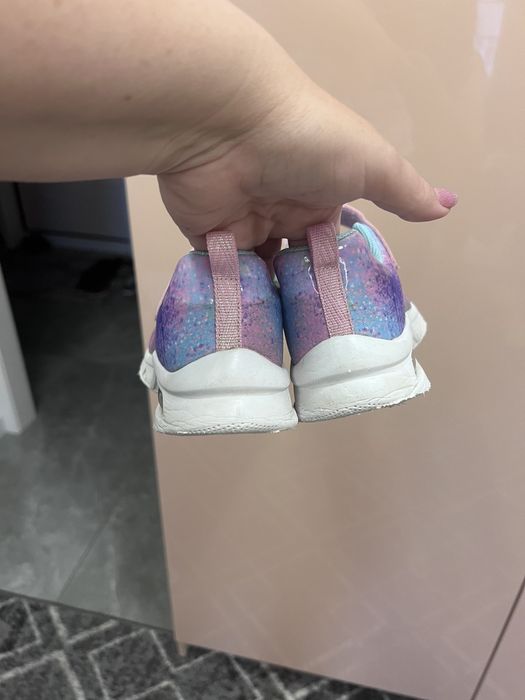 Кросівки Skechers 33,5 розмір