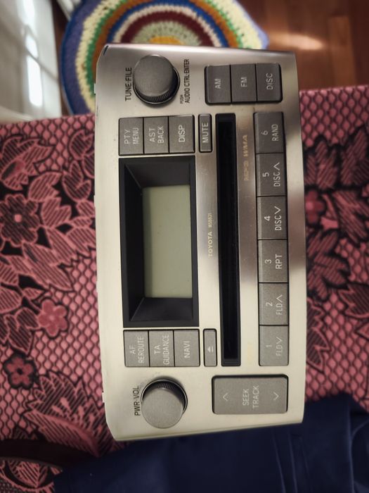 Radio Toyota Avensis T25