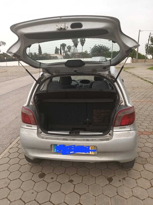 Toyota Yaris versão Sol