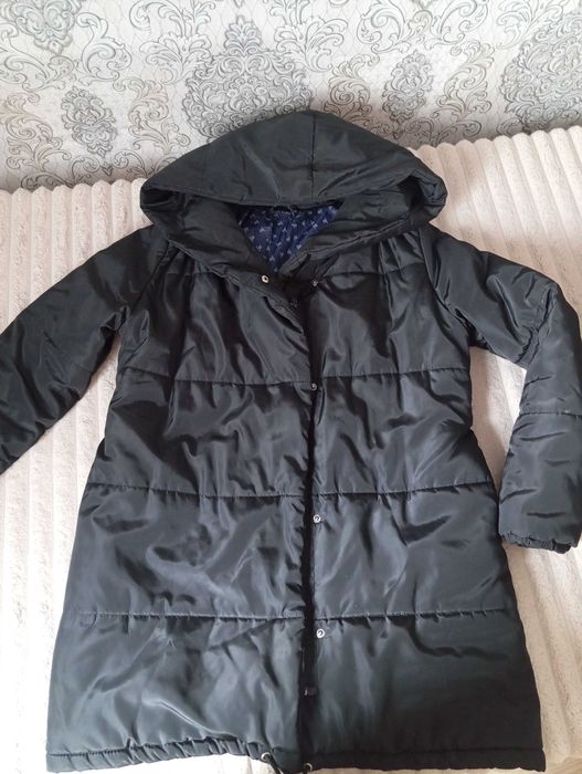 Куртка жіноча в гарному стані