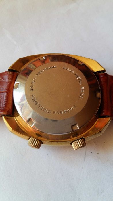 Zegarek Gruen Precision Automatic Alarm pozłacany ładny stan.
