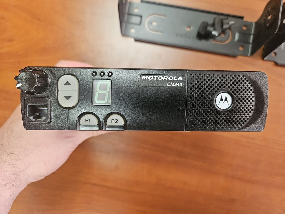 Радіостанція Motorola CM340