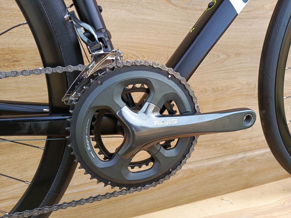 Rower szosowy Cube Attain Race Disc Shimano Tiagra r.60  stan idealny