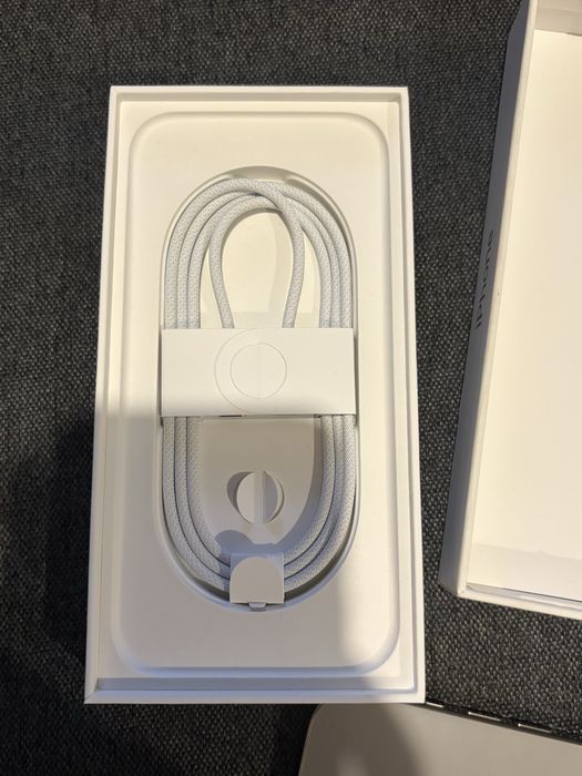 Iphone 16 pro max 256 gb