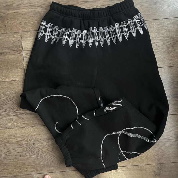 Named Collective opium sk8 зипка хули костюм со стразами