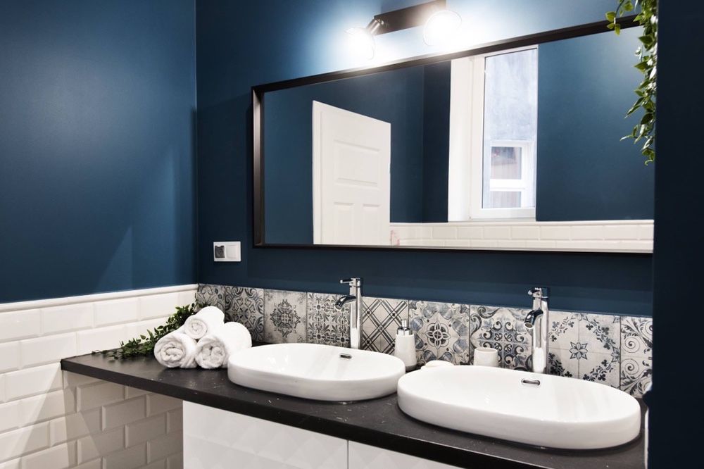 Przestronne apartament w kamienicy – blisko rynku