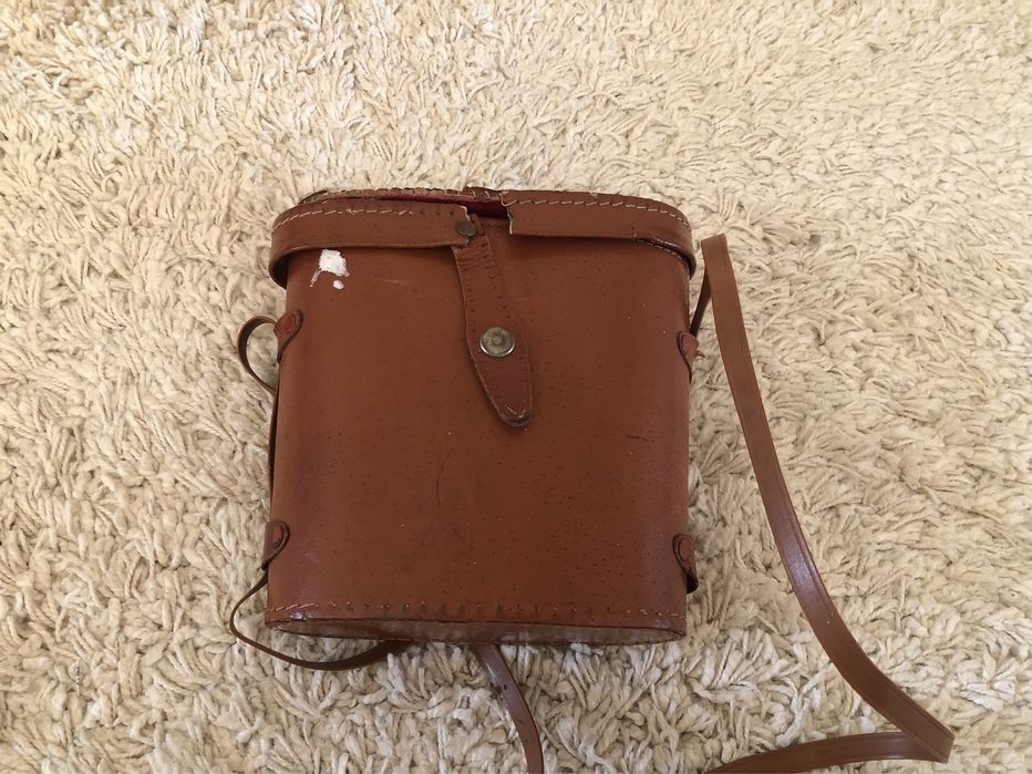 Бинокль Regent 10/50