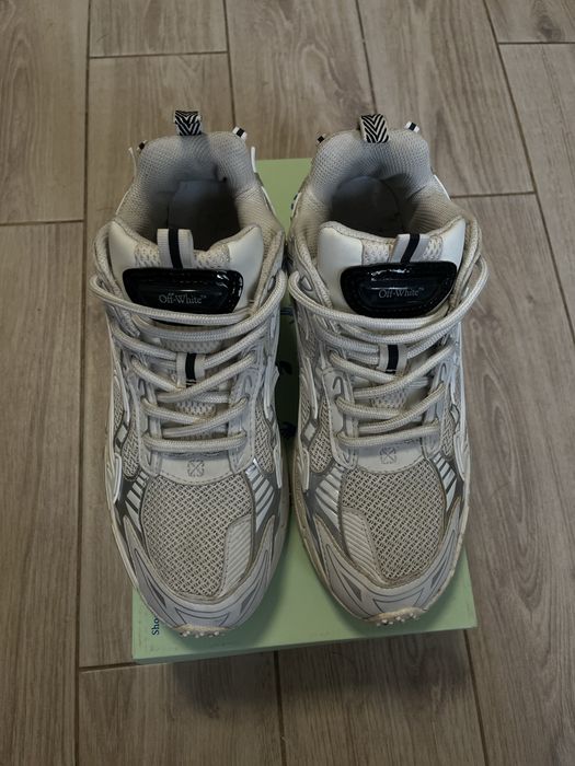 off white be right back