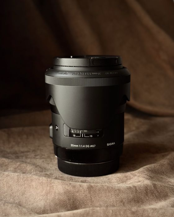 Об'єктив Sigma 35mm f/1.4 DG HSM Art  (для Canon)