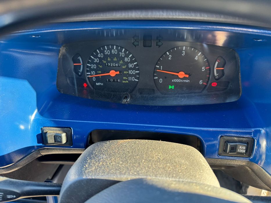 Mitsubishi L200 2005