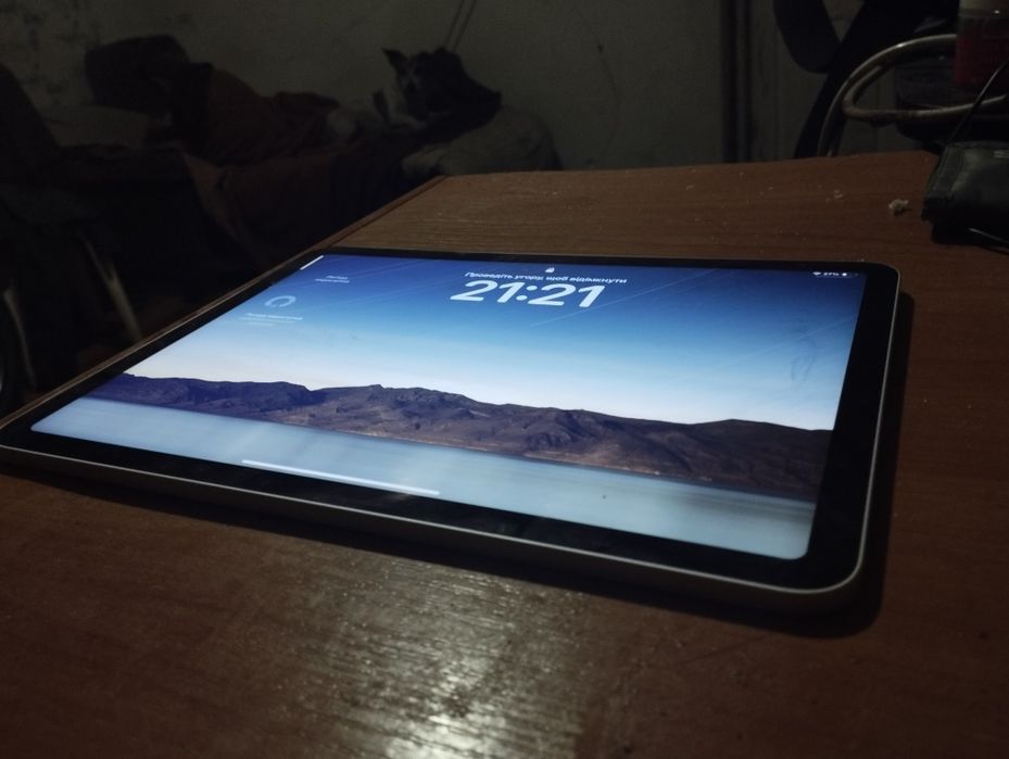 Ipad Air 4 64gb.