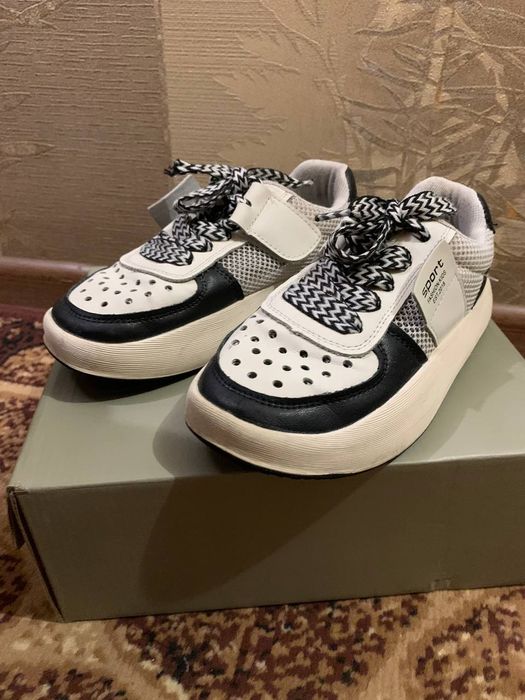 Кроссовки, кожа,