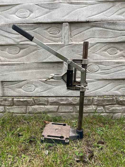 Станок свердлити.Стійка для дрилі.