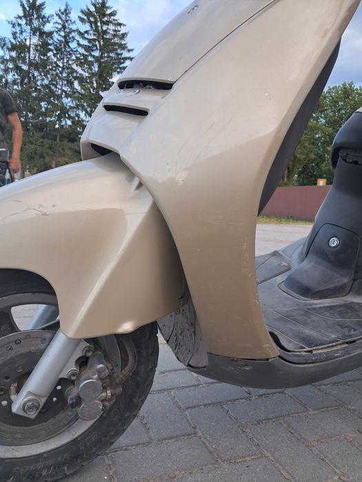 Скутер Honda lead af48