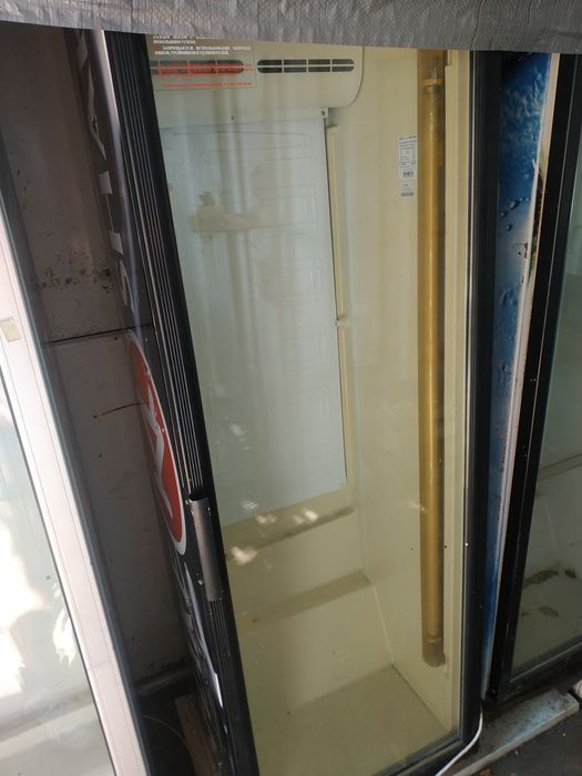 Холодильник для молока. Бу. С гарантией 4 месяца.