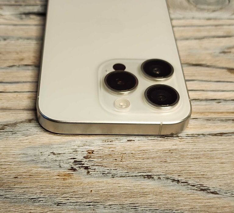 iPhone 15 Pro White 128Gb White SIM | 599$ | EmojieStore гарантия магазин