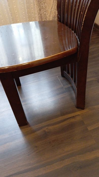 Стільці дерев'яні 4 шт