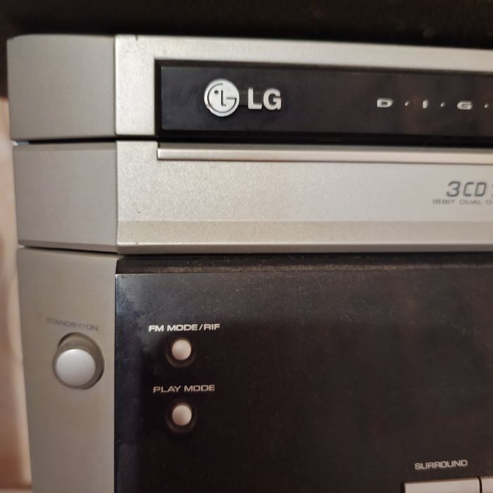 Музыкальный центр LG FFH-V586