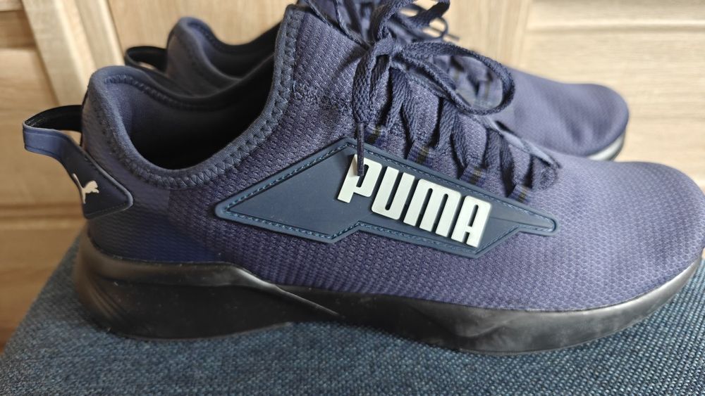 Buty Puma granatowe r. 46