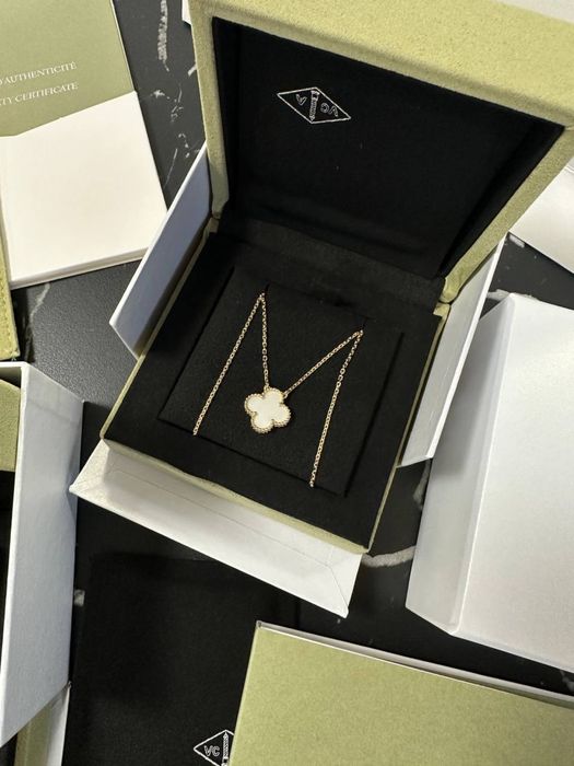 Підвіска подвеска  Van Cleef Alhambra pearl повний комплект бутика золото 750 проба