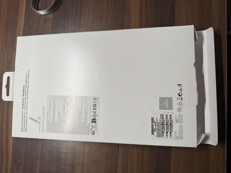Etui z klawiaturą do tabletu Samsung Galaxy S9, S95G, S9FR, S9FE5G