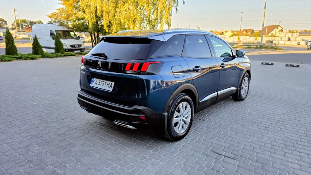 Продаж авто Пежо 3008, 2023 рік, 1.5 BlueHDI