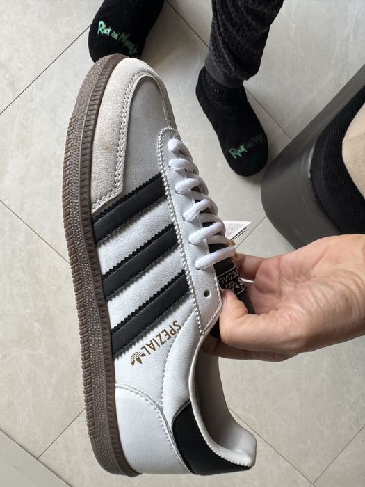 Tenis Adidas Spezial Tam 39 EUR