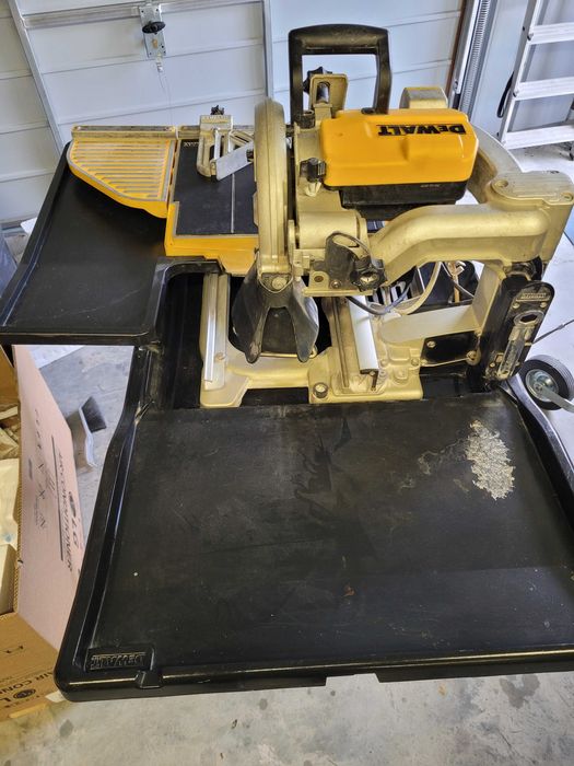 Przecinarka piła do płytek glazury DeWalt D24000