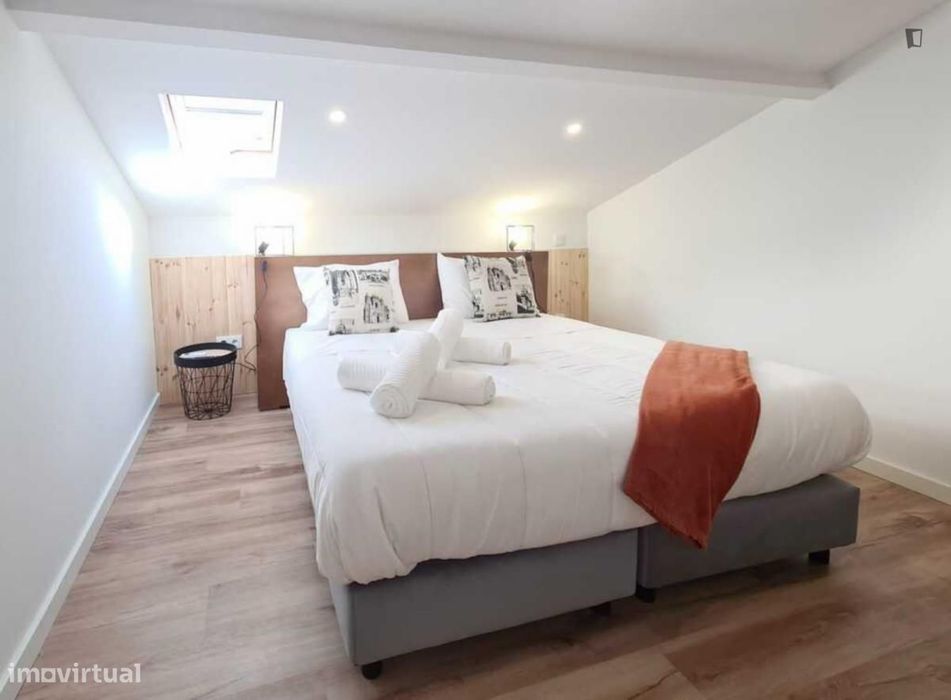 Quarto - localizado em Baixa Coimbra