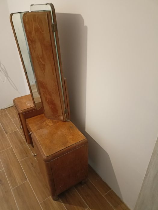 Sprzedam toaletkę